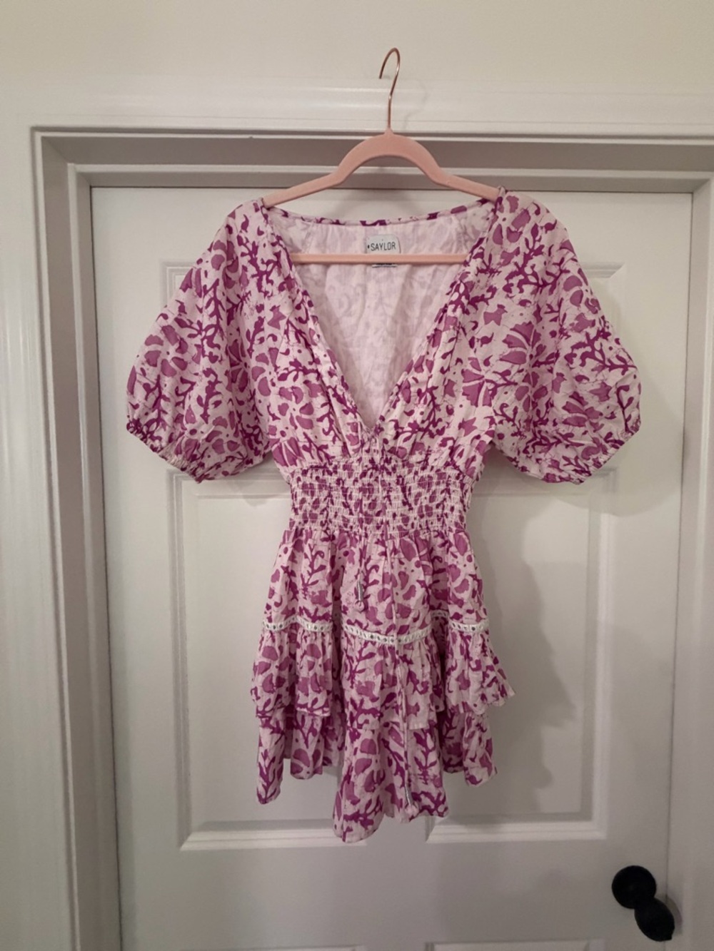 SAYLOR Lavender Floral Puff-Sleeve Smocked Romper Size S
